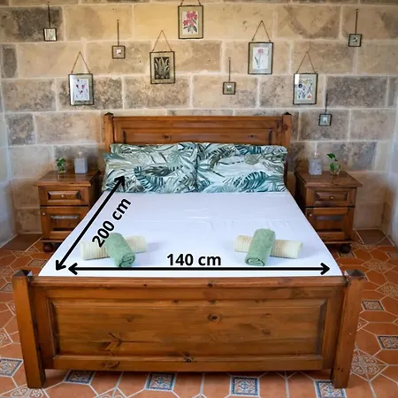 Laremi Gozo Bed and Breakfast
