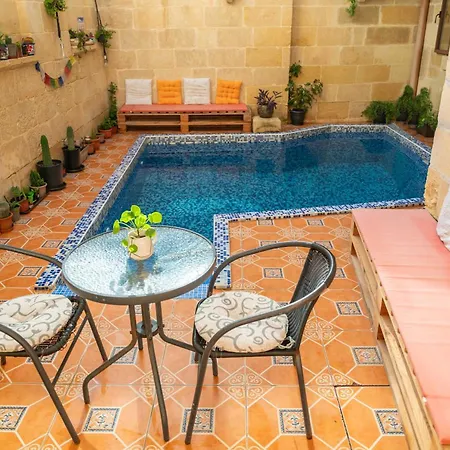 Bed & Breakfast Laremi Gozo 4*