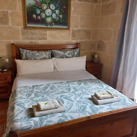 Laremi Gozo * Nadur