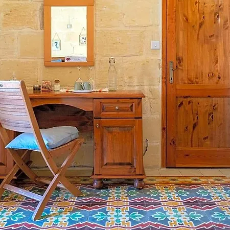 Laremi Gozo Bed & Breakfast
