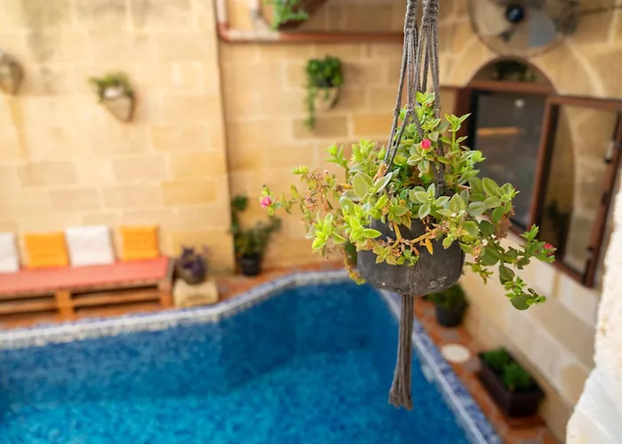 Laremi Gozo Nocleg ze śniadaniem 4*